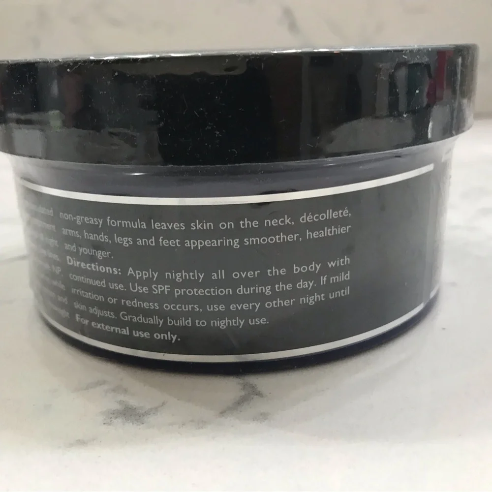 Peter Thomas Roth Retinol Fusion PM Body Moisturizing Treatment. New, se… - Picture 3 of 4